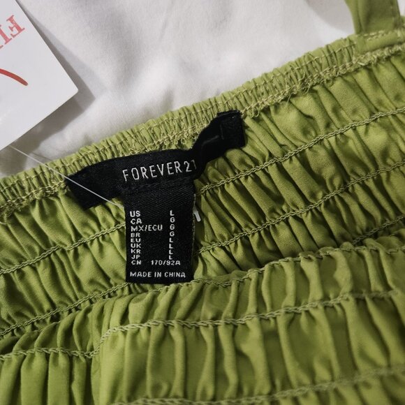 NWT Women's Forever 21 Spaghetti Strap Top Green Size Large V-Neck Ruffle - Picture 4 of 5